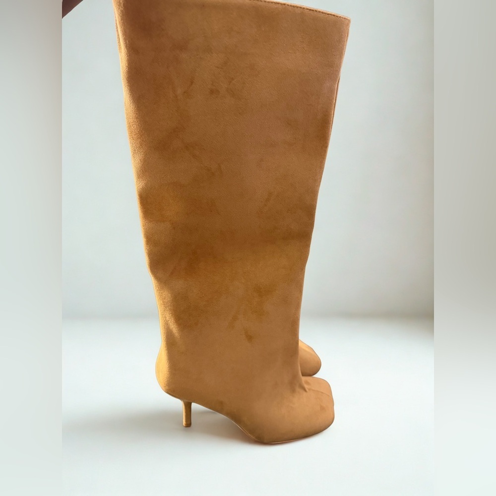 NEW Women’s Vegan Suede Knee High Wide Calf Riding Boots Tan‎ Size 6.5